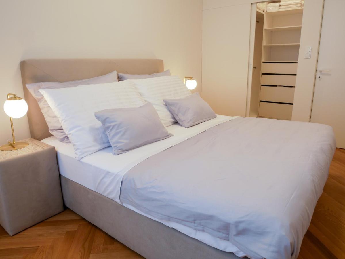 Laurinska 1 Apartments Bratislava Esterno foto