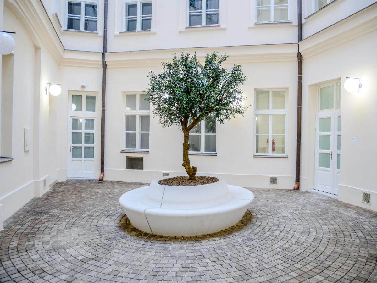Laurinska 1 Apartments Bratislava Esterno foto