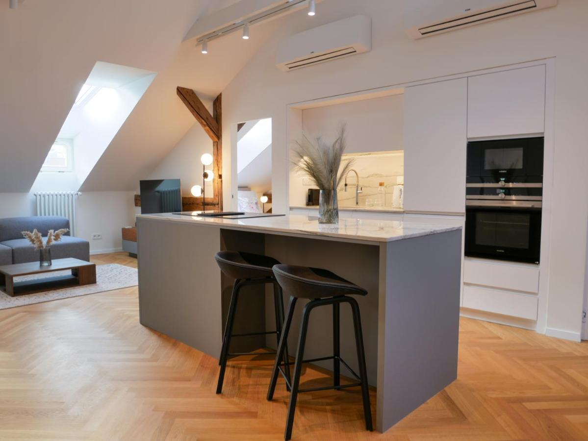Laurinska 1 Apartments Bratislava Esterno foto