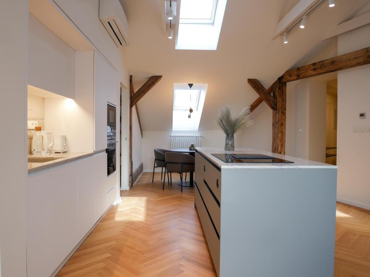 Laurinska 1 Apartments Bratislava Esterno foto